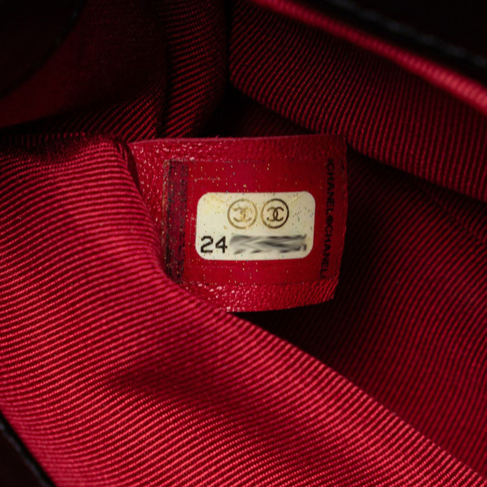 CHANEL Bag - Picture 7 of 9